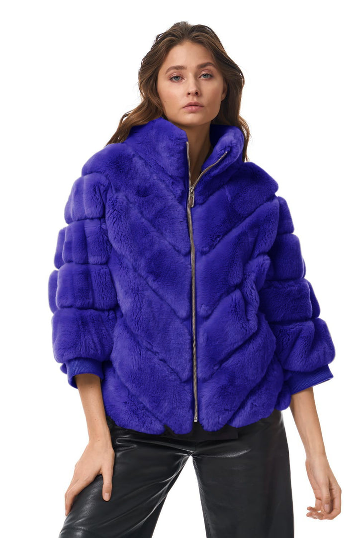 Ladies Cozy Faux Fur Jacket with Quilted Design Lune London