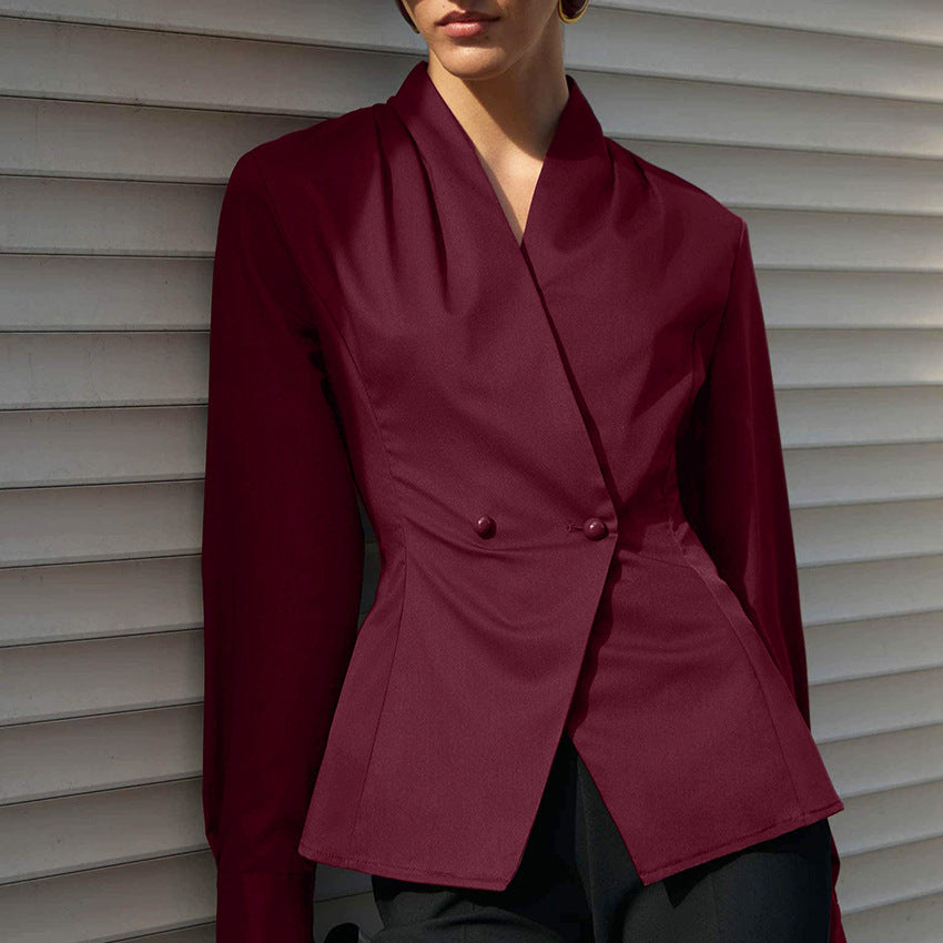 Fitted blazer jacket for women with stylish button details and a modern cut Lune London