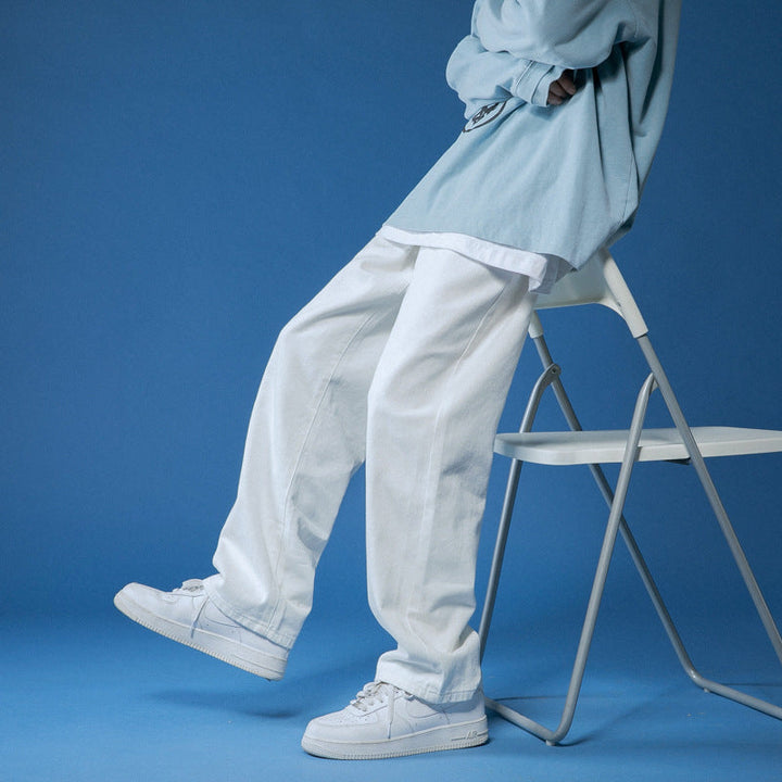 Men's loose vintage-style denim jeans with high waist Lune London