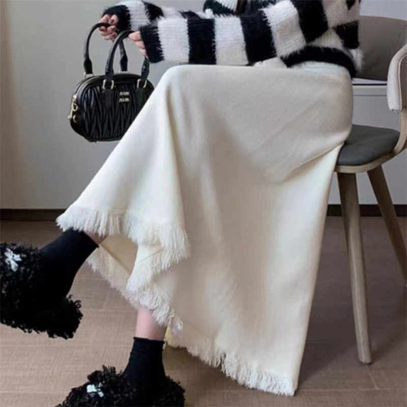 Maxi skirt for women with an elegant fringed hem and high waist Lune London