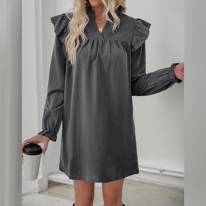 Elegant shirt dress for women with flared sleeves and a V neckline Lune London