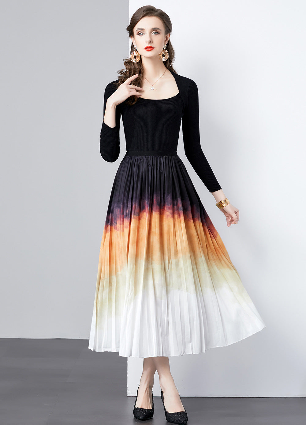 Elegant pleated maxi skirt Lune London for women