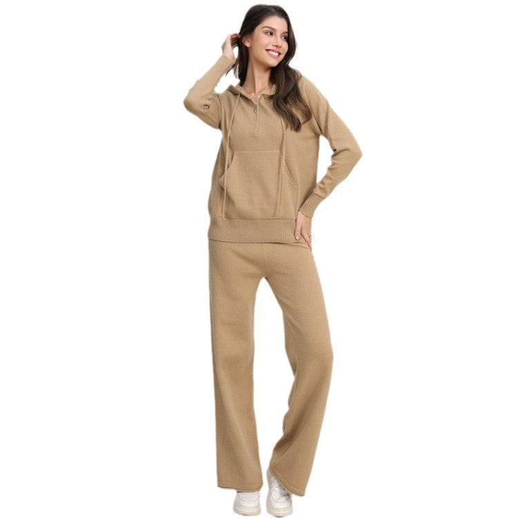 Casual knit loungewear set for women with hood and wide leg Lune London