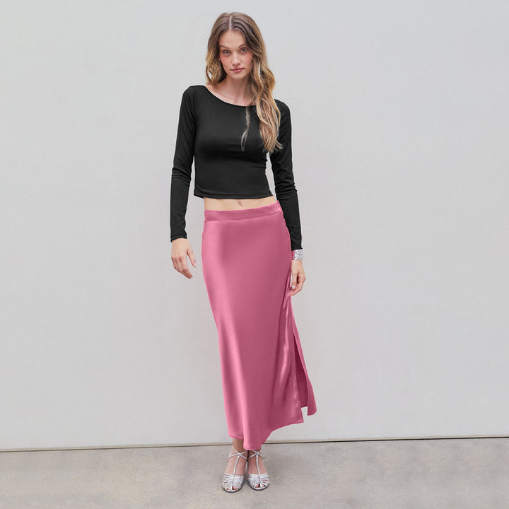 Chic & Stil Elegant round neck long sleeve crop top for women