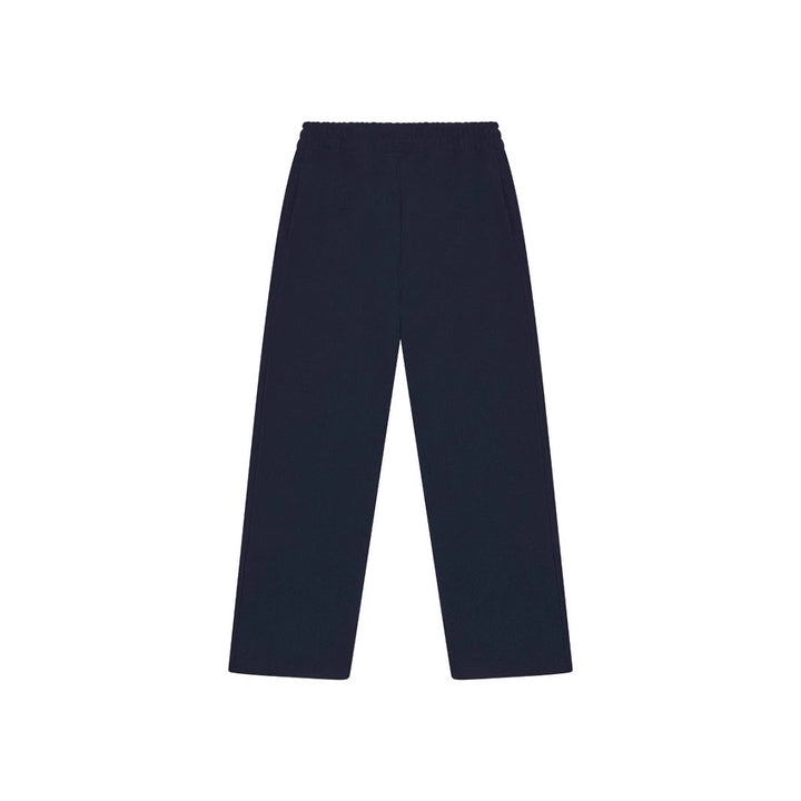 Casual wide women's jogger pants with elastic waistband and convenient pockets Lune London