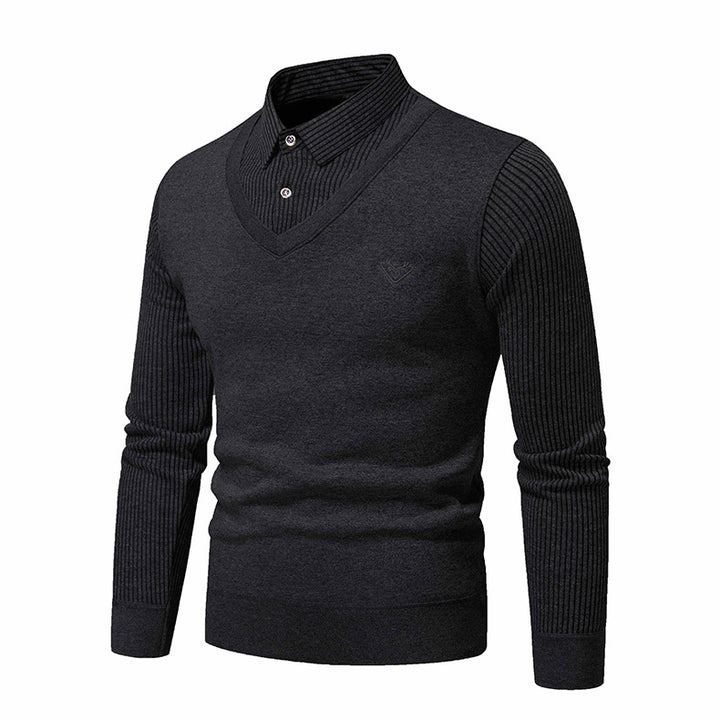 Elegant knitted sweater for men with V-neck and structured sleeves Lune London