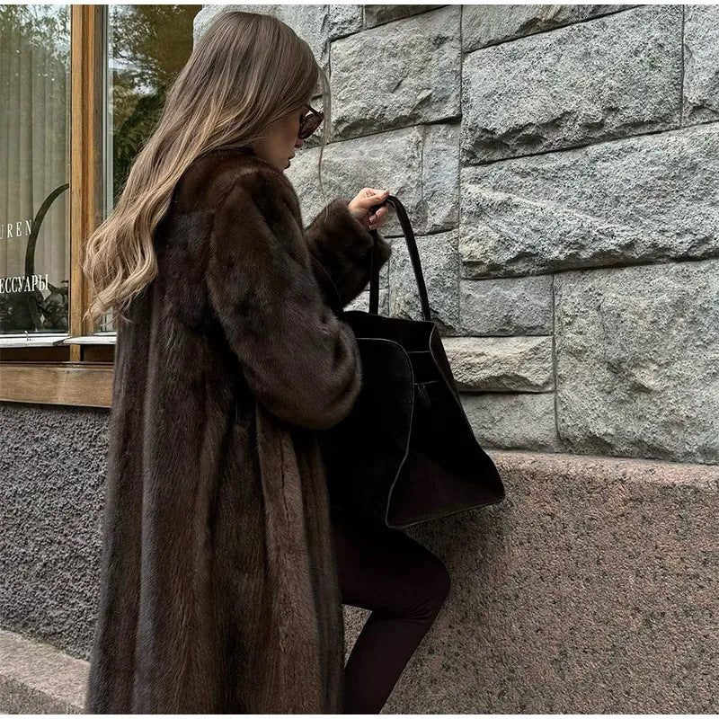 Manteau élégant en fausse fourrure pour femmes Chic & Stil