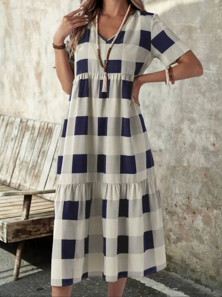 Long plaid patterned long sleeve dress for women with a flowy fit Lune London