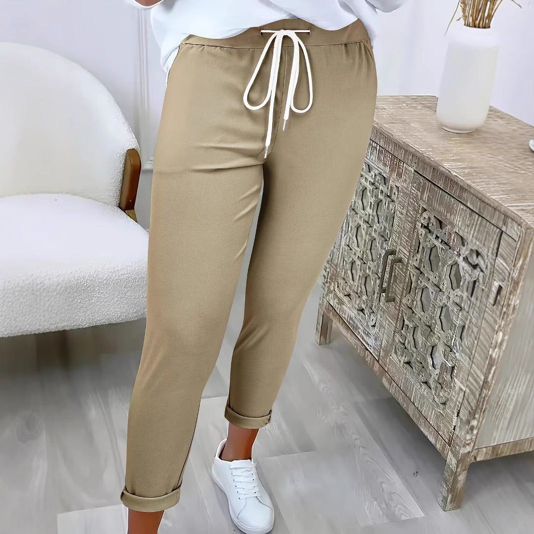 Comfortable leisure pants for women with adjustable waistband and relaxed fit Lune London