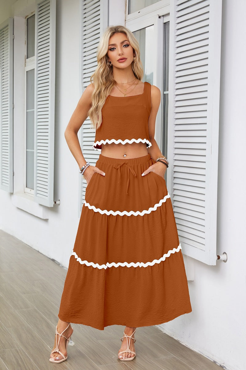 Two-piece women's set with crop top and lace maxi skirt Lune London