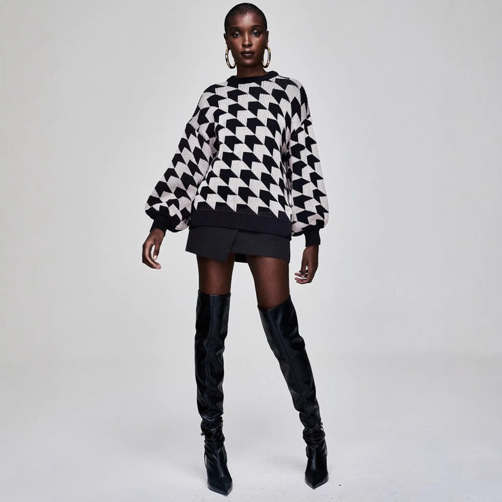 Geometric knit sweater for women with a casual fit and trendy bell sleeves Lune London
