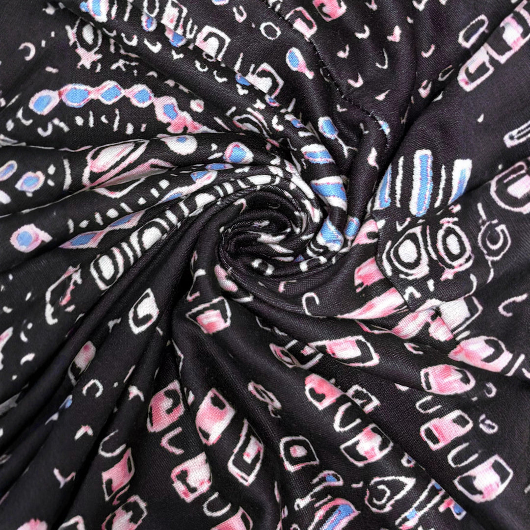 Maxi Dress for women with floral design and flattering V-neck Lune London