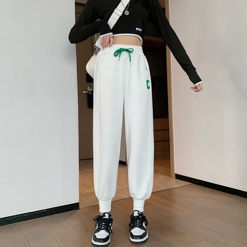 Ensemble de vêtements de loisirs sportif pour femmes avec top court et sweatpants décontractés Chic & Stil
