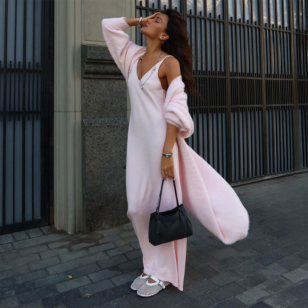Ladies long plush cardigan with a loose fit Lune London
