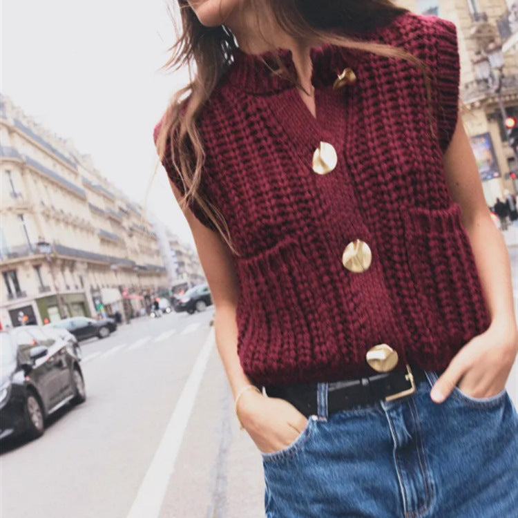 Knitted vest for women with stylish buttons and practical pockets Lune London