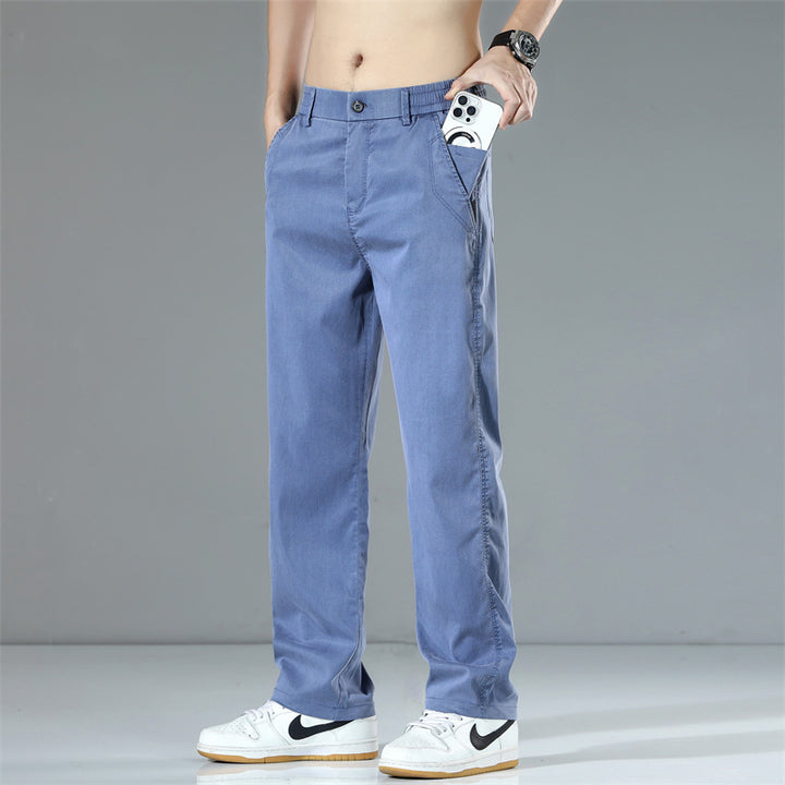 Comfortable chino pants for men with elastic waistband and practical side pockets Lune London