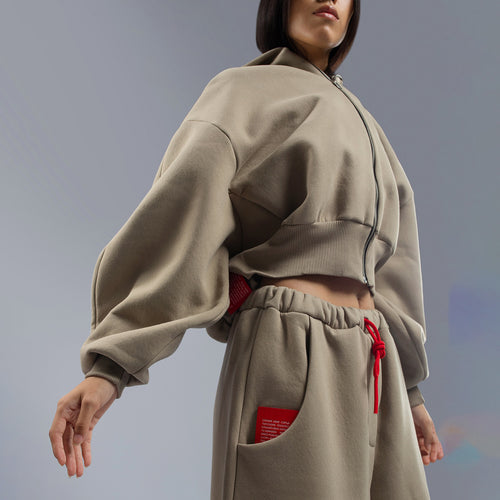 Trendy hooded sweatshirt for women with a casual cropped design Lune London