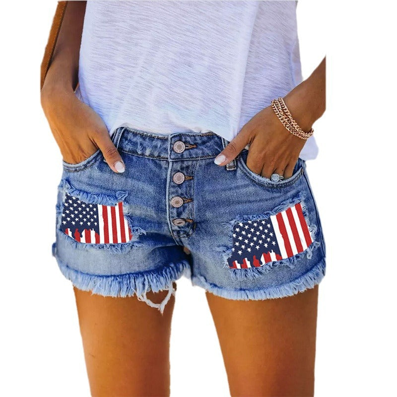Women's denim shorts with a vintage style and flag pattern appliqués Chic & Stil