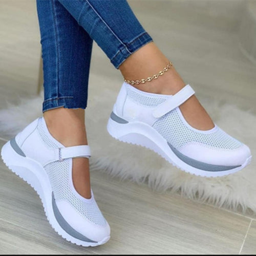 Breathable sneakers for ladies with velcro closure and cushioned sole Lune London