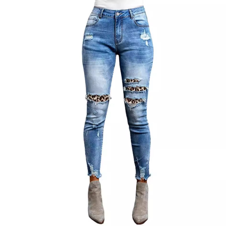 Skinny jeans for women with exciting Destroyed details Lune London