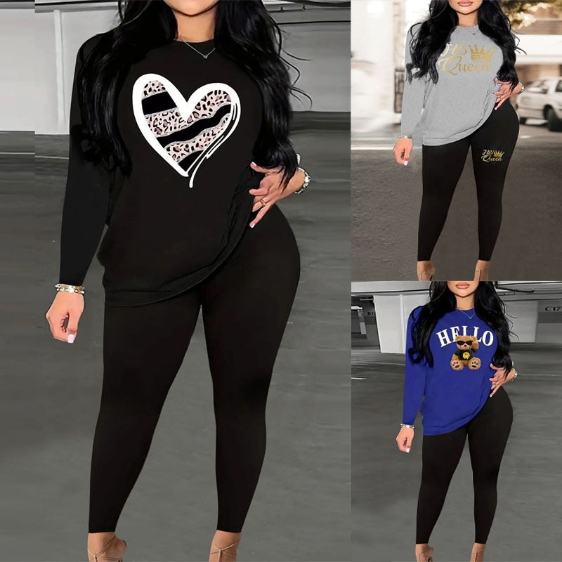 Long sleeve t-shirt for women with a nice bear pattern and a relaxed fit Lune London