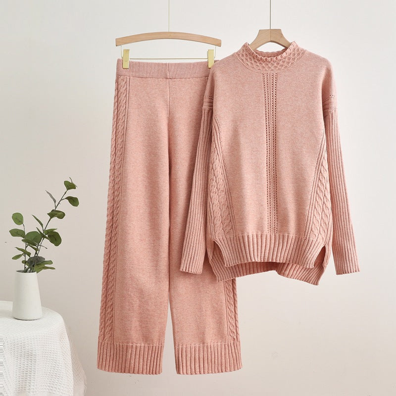 Comfortable knitted loungewear set for ladies with high cuffs and decorative braid patterns Lune London