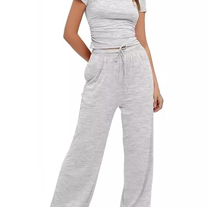 Casual set for women with crop top and wide pants Lune London