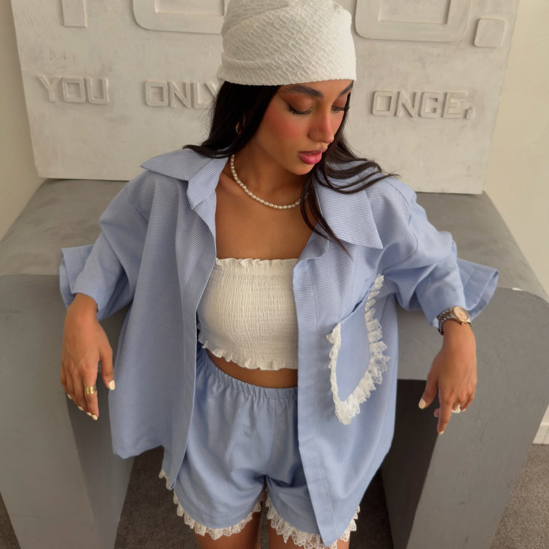 Women Summer Casual Top with Voluminous Sleeves and Lace Accents Lune London