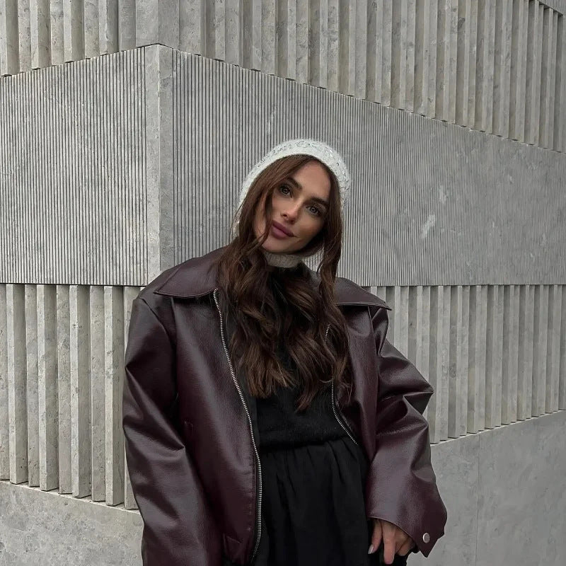 Ladies oversized synthetic leather jacket with wide collar and zipper Lune London