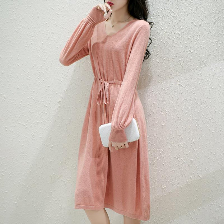 Robe en tricot pour femmes avec ceinture ajustable et haut finement texturé Chic & Stil