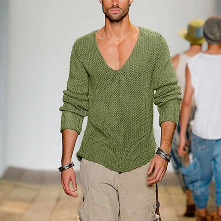 Casual knitted men's sweater with deep V-neck and comfortable fit Lune London