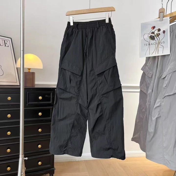 Pantalon cargo multifonctionnel pour femmes avec taille élastique et poches pratiques Chic & Stil