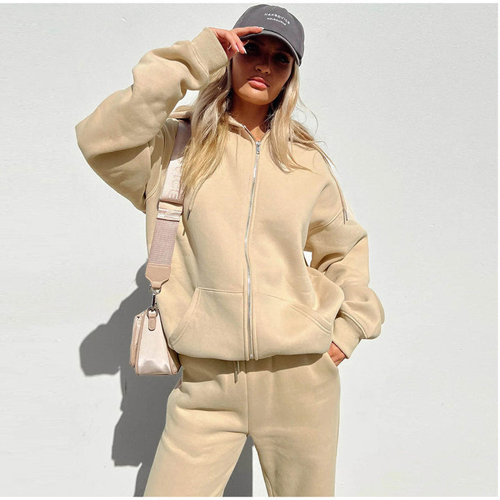 Ladies casual zip-hoodie and sporty leisure pants Lune London