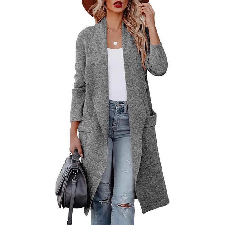 Ladies trendy long sleeve cardigan with practical pockets Lune London