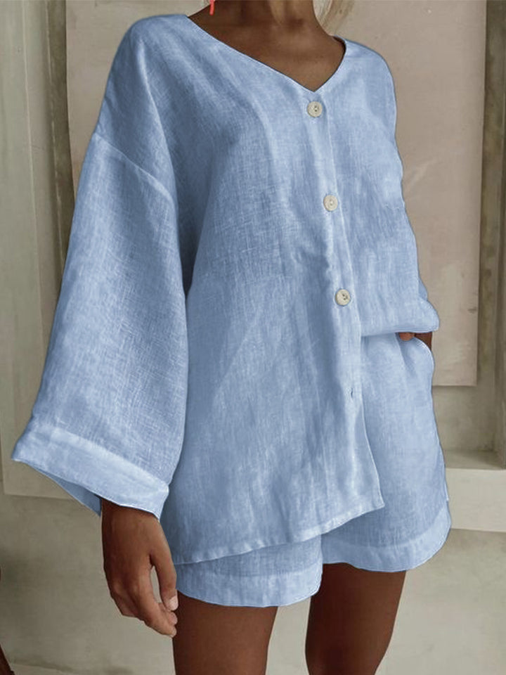 Casual women's outfit with a loose top and shorts Lune London