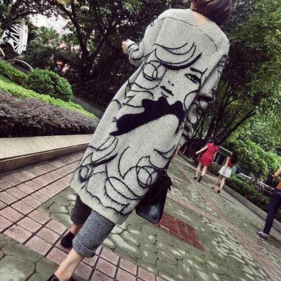 Wool coat for women with artistic pattern and comfortable fit Lune London