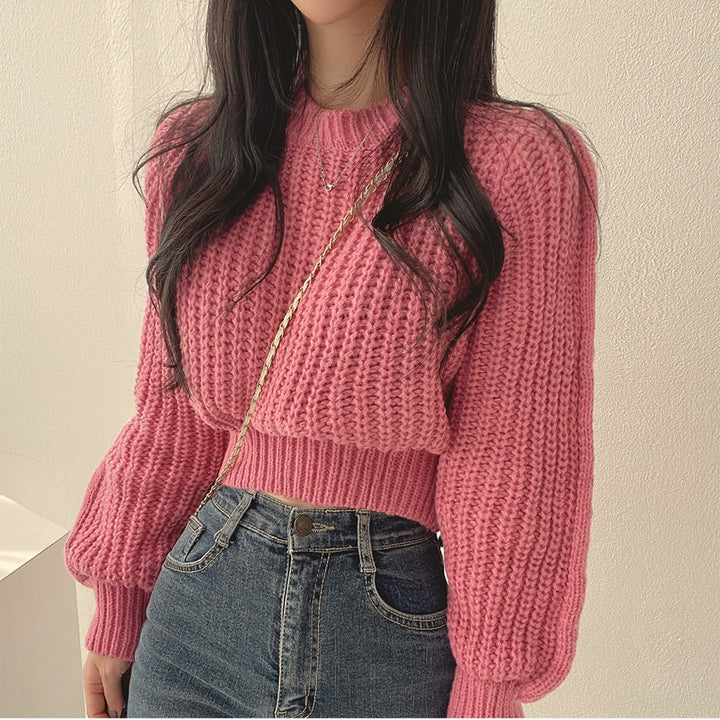 Chunky knit sweater for women with a loose fit and drop shoulders Lune London