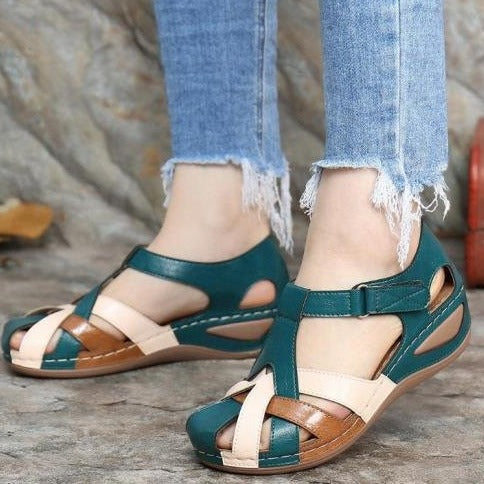 Strappy sandals for women with comfort sole technology Lune London