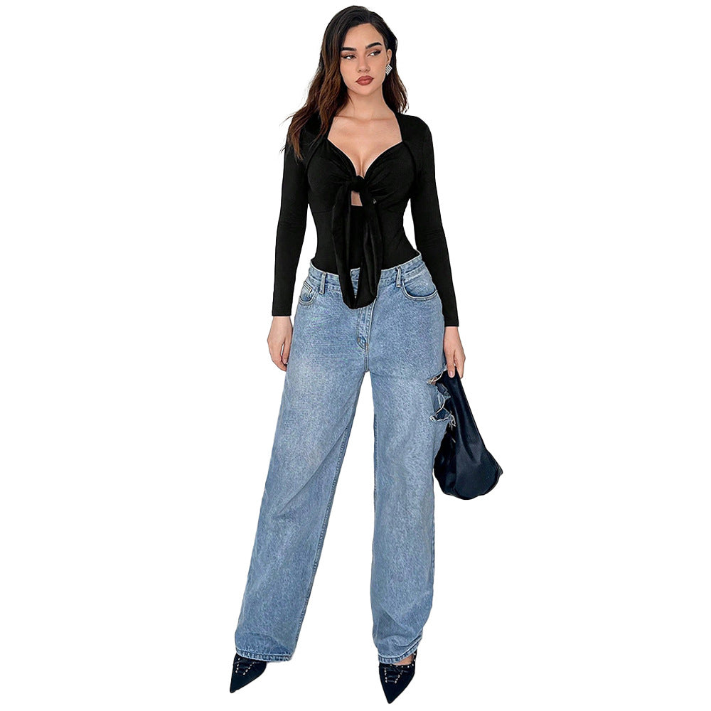 Elegant women's body with knotted detail and deep V neckline Chic & Stil