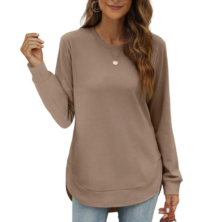 Casual women's long sleeve sweater with curved hem Lune London