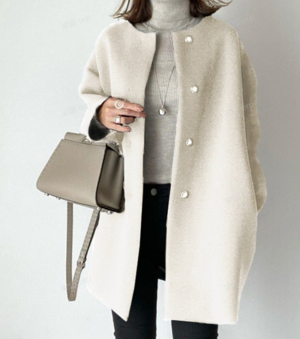 Ladies Elegant Oversized Wool Coat with Double Button Closure and Side Pockets Lune London