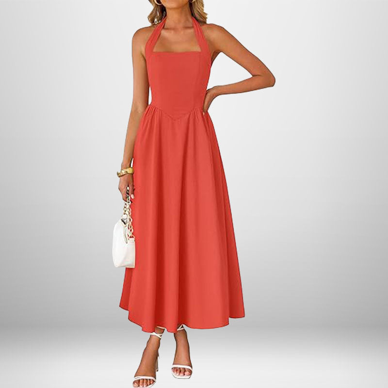 Robe maxi pour dames avec col halter décolleté et jupe fluide Chic & Stil