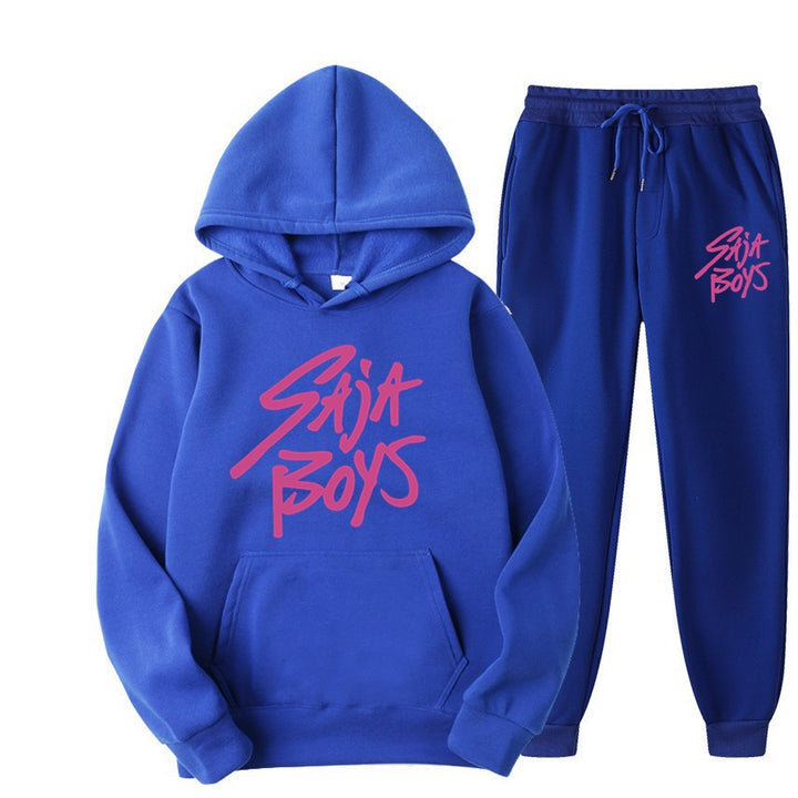 Women's hoodie and jogger set with modern graphic print Chic & Stil