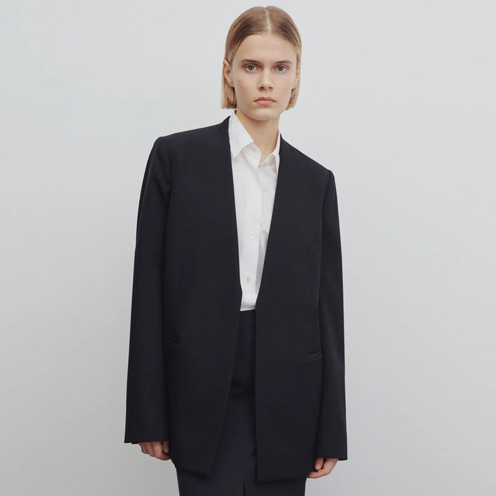 Women oversized modern blazer in textured fabric with stylish pockets Lune London