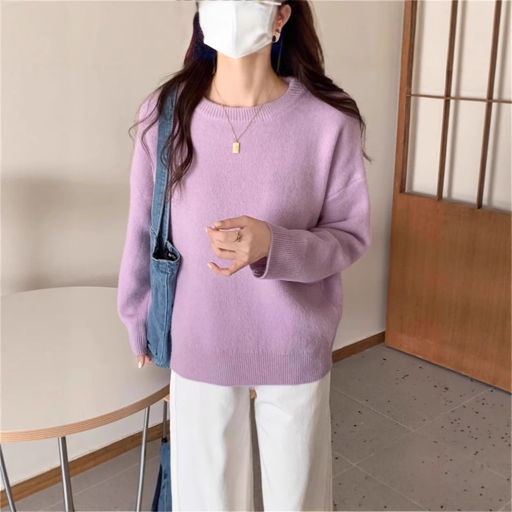 Oversized knitted pullover for women with a soft material and a relaxed fit Lune London