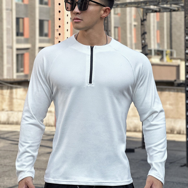 Functional T-shirt for men with innovative zipper and breathable structure Lune London