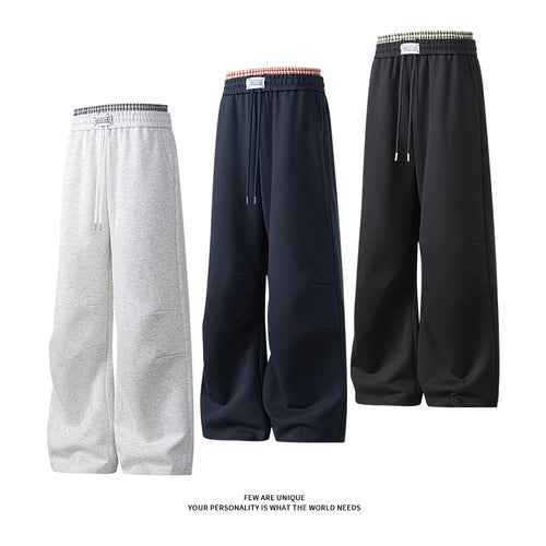 Relaxed fit leisure pants for men in breathable cotton blend with elastic waistband and side pockets Lune London