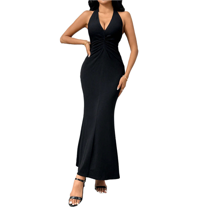 Robe enveloppante élégante pour femmes avec décolleté en V profond et ourlet à volants Chic & Stil