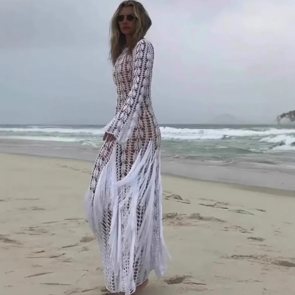 Maxi knit dress for women with an elegant openwork pattern and a longer cut Lune London