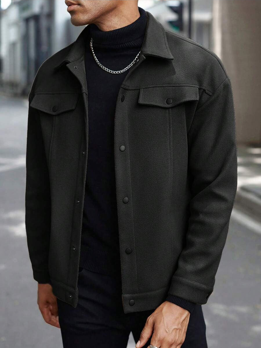 Trendy overshirt for men with practical pockets and snap closure Lune London
